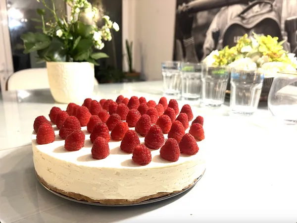 Grand chesse cake framboise pour service au plat Toque Privée, Alexandra de Monclin, Chef de cuisine Blois, Chef de cuisine Paris
